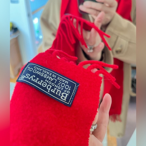 Burberry Vibrant Red Lambswool Scarf - Picture 4 of 4